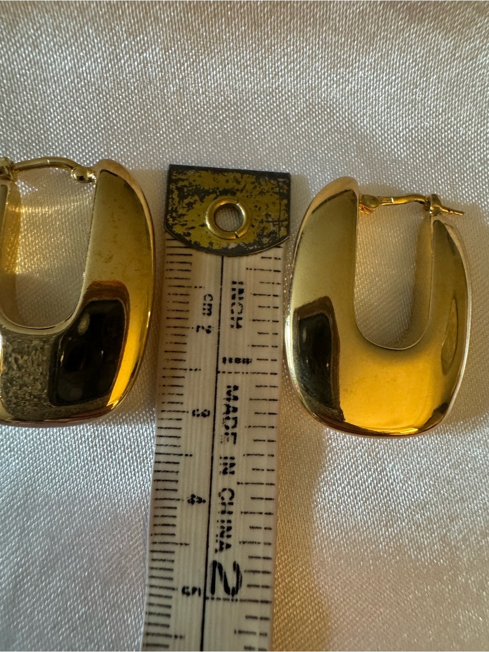 Ravena U-Profile Earrings by Aureus + Argent Gold-Plated | Banana Republic 1.25” - Picture 5 of 7